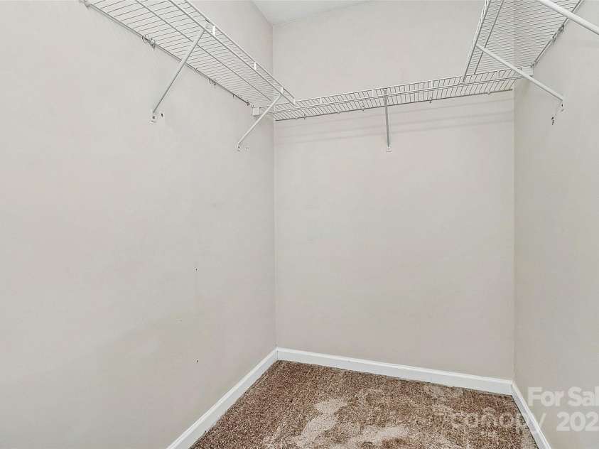 10032 Pergola View Court, Charlotte, NC 28213.  MLS# CAR4267849, YatesRealty ID 18262. 