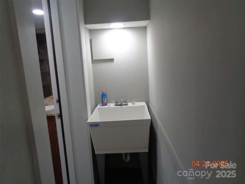 53 Forest Avenue, Granite Falls, NC 28630.  MLS# CAR4248633, YatesRealty ID 18264. 