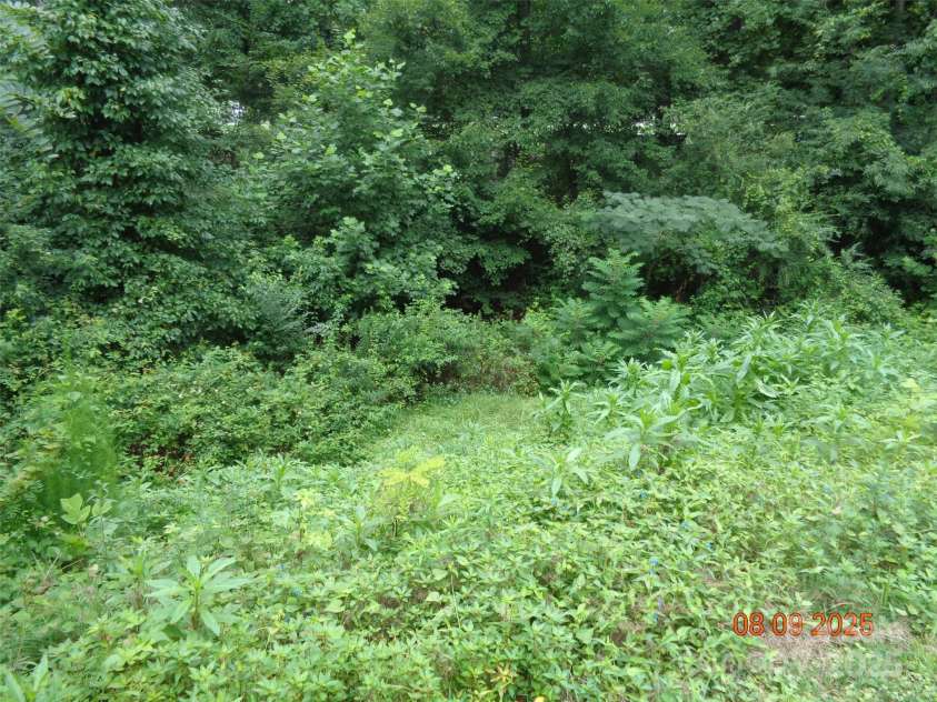 53 Forest Avenue, Granite Falls, NC 28630.  MLS# CAR4248633, YatesRealty ID 18264. 