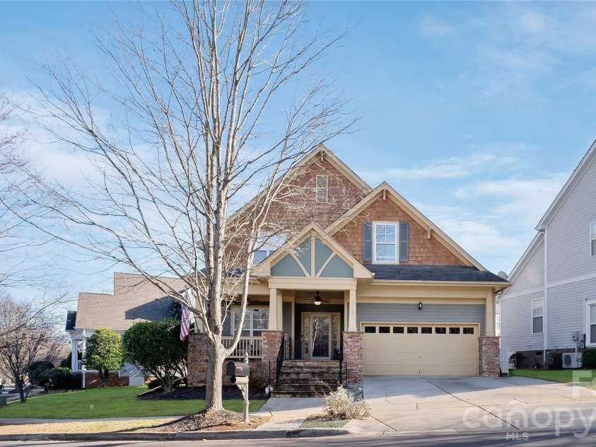 172 Water Oak Drive, Mooresville, NC 28117.  MLS# CAR4335397, YatesRealty ID 18267. 