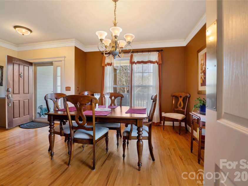 172 Water Oak Drive, Mooresville, NC 28117.  MLS# CAR4335397, YatesRealty ID 18267. 