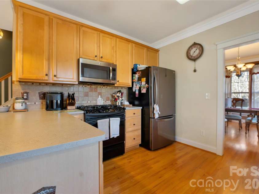 172 Water Oak Drive, Mooresville, NC 28117.  MLS# CAR4335397, YatesRealty ID 18267. 
