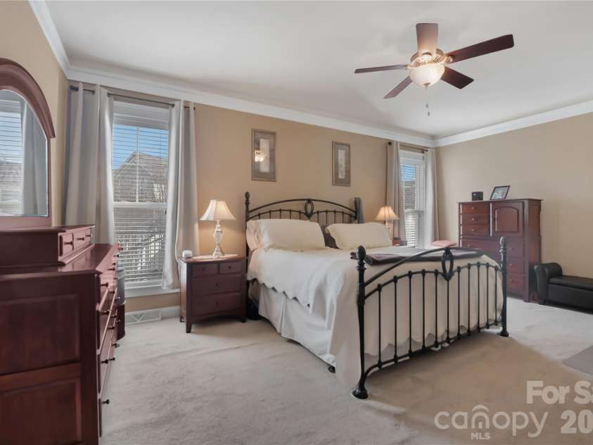172 Water Oak Drive, Mooresville, NC 28117.  MLS# CAR4335397, YatesRealty ID 18267. 
