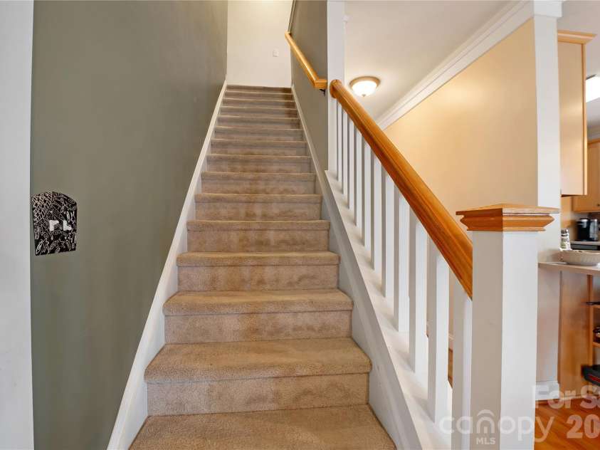 172 Water Oak Drive, Mooresville, NC 28117.  MLS# CAR4335397, YatesRealty ID 18267. 