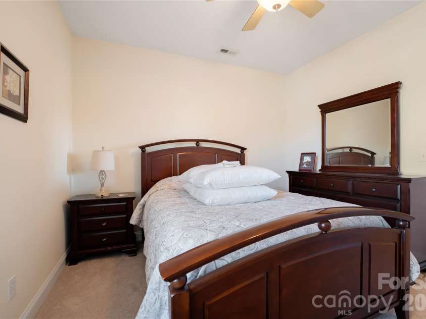 172 Water Oak Drive, Mooresville, NC 28117.  MLS# CAR4335397, YatesRealty ID 18267. 