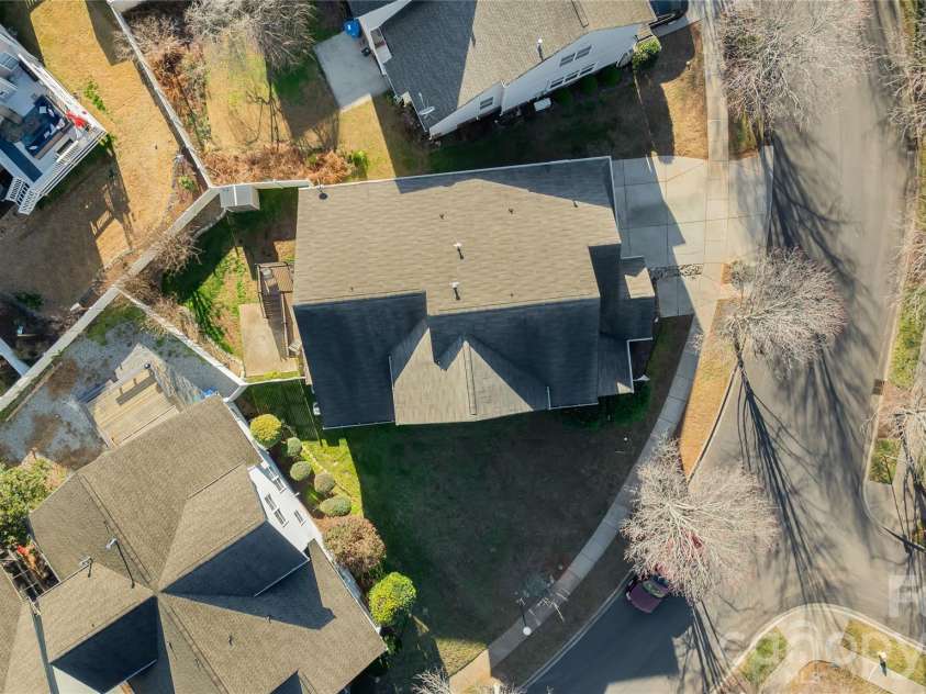 172 Water Oak Drive, Mooresville, NC 28117.  MLS# CAR4335397, YatesRealty ID 18267. 