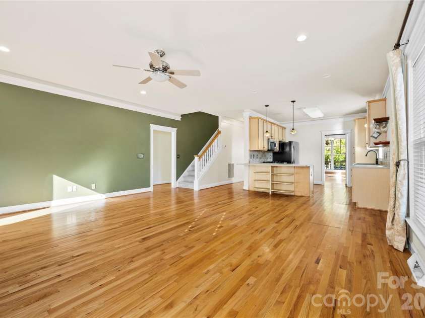 172 Water Oak Drive, Mooresville, NC 28117.  MLS# CAR4335397, YatesRealty ID 18267. 