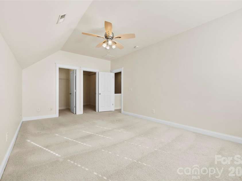 172 Water Oak Drive, Mooresville, NC 28117.  MLS# CAR4335397, YatesRealty ID 18267. 