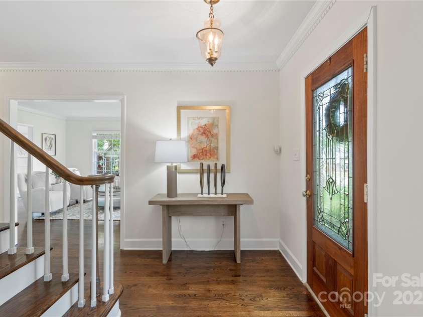 7213 Lancer Drive, Charlotte, NC 28226.  MLS# CAR4267135, YatesRealty ID 18268. 