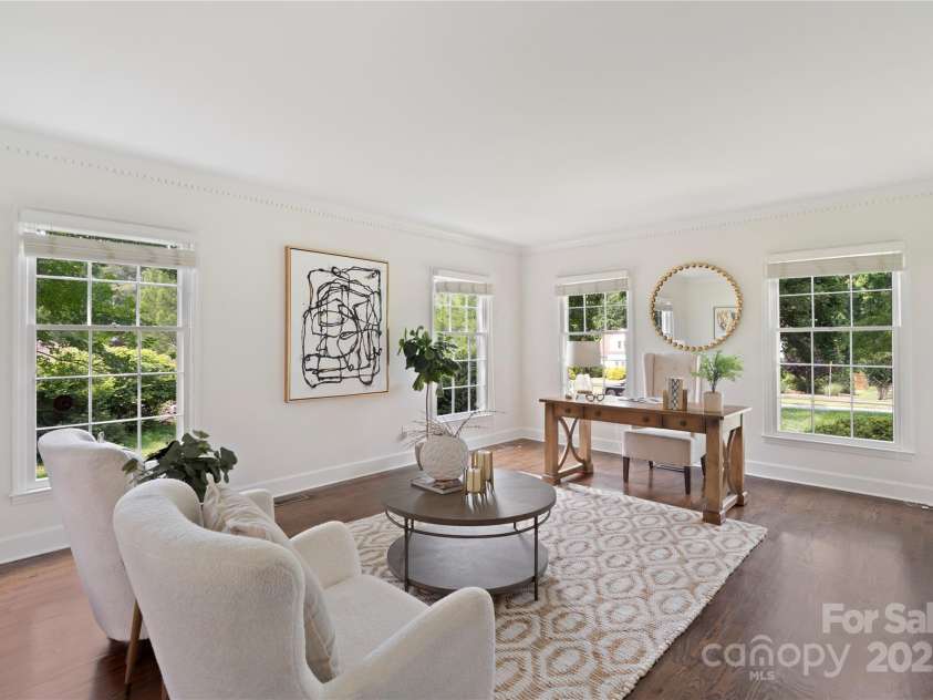 7213 Lancer Drive, Charlotte, NC 28226.  MLS# CAR4267135, YatesRealty ID 18268. 