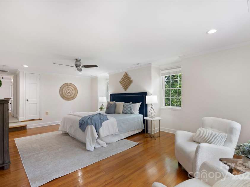 7213 Lancer Drive, Charlotte, NC 28226.  MLS# CAR4267135, YatesRealty ID 18268. 