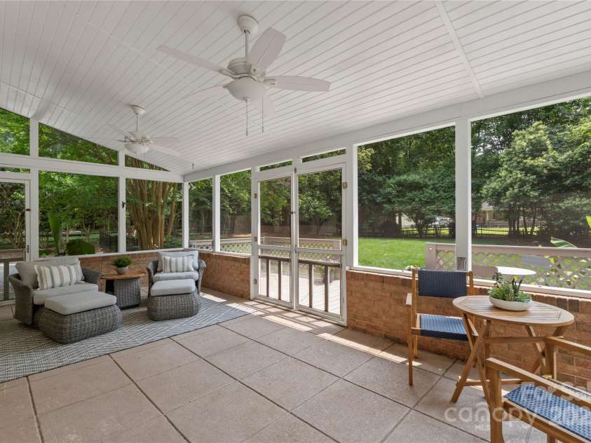 7213 Lancer Drive, Charlotte, NC 28226.  MLS# CAR4267135, YatesRealty ID 18268. 