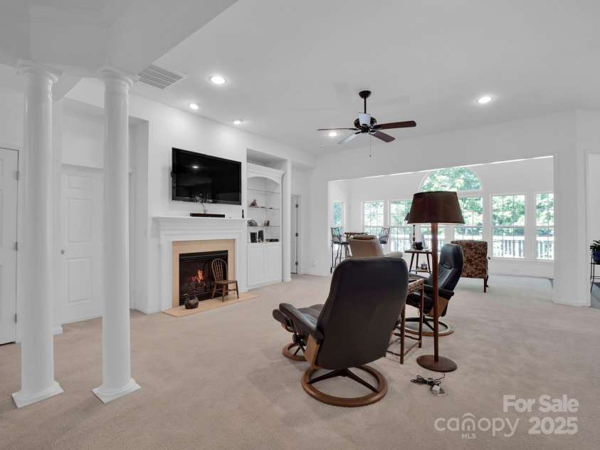 4028 Garden Oak Drive, Indian Trail, NC 28079.  MLS# CAR4255549, YatesRealty ID 18269. 