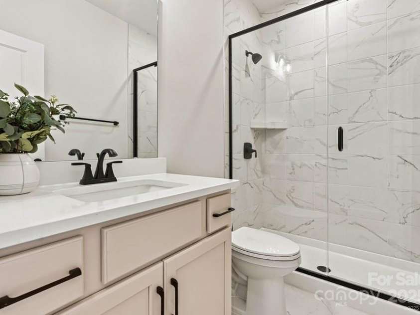 4180 Creek Bridge Circle, Charlotte, NC 28213.  MLS# CAR4331974, YatesRealty ID 1827. Not Actual Property