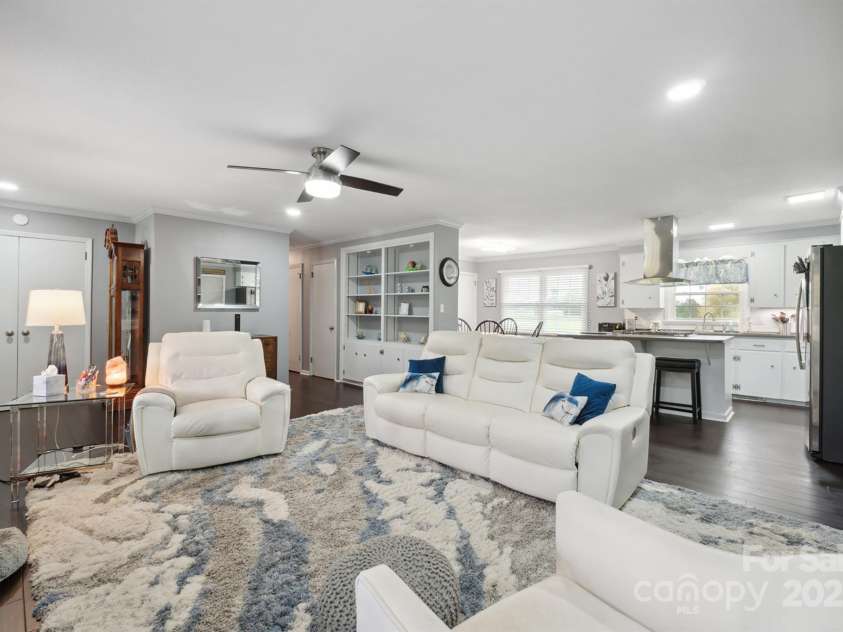 1926 Hopewell Church Road, Sherrills Ford, NC 28673.  MLS# CAR4196104, YatesRealty ID 18272. Family Room