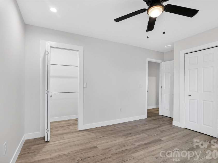 817 Mable Avenue, Kannapolis, NC 28083.  MLS# CAR4368902, YatesRealty ID 18272. 