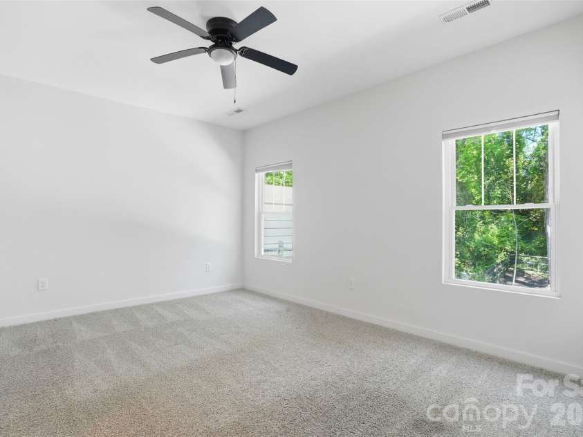 2113 Woodlawn Street, Kannapolis, NC 28083.  MLS# CAR4372659, YatesRealty ID 18273. 