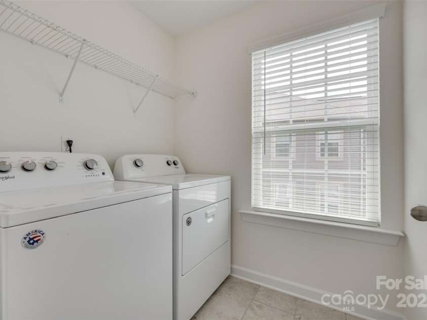 5836 Clan Maclaine Drive, Charlotte, NC 28278.  MLS# CAR4259944, YatesRealty ID 18274. Laundry Room with W/D to Convey