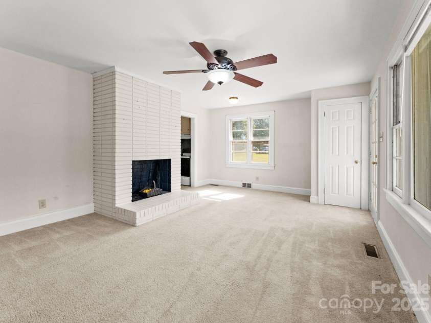 5170 Woodleaf Road, Salisbury, NC 28147.  MLS# CAR4264335, YatesRealty ID 18275. 