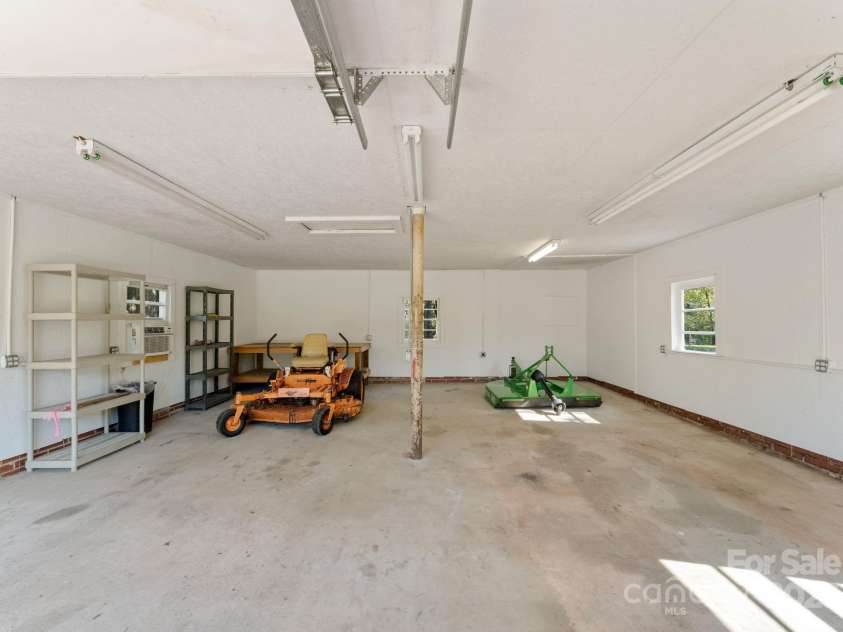 5170 Woodleaf Road, Salisbury, NC 28147.  MLS# CAR4264335, YatesRealty ID 18275. 