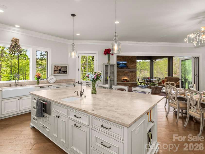 41 Bear Flower Trail, Arden, NC 28704.  MLS# CAR4370529, YatesRealty ID 18276. 