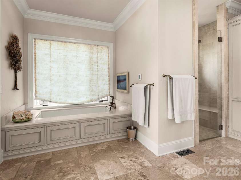 41 Bear Flower Trail, Arden, NC 28704.  MLS# CAR4370529, YatesRealty ID 18276. 