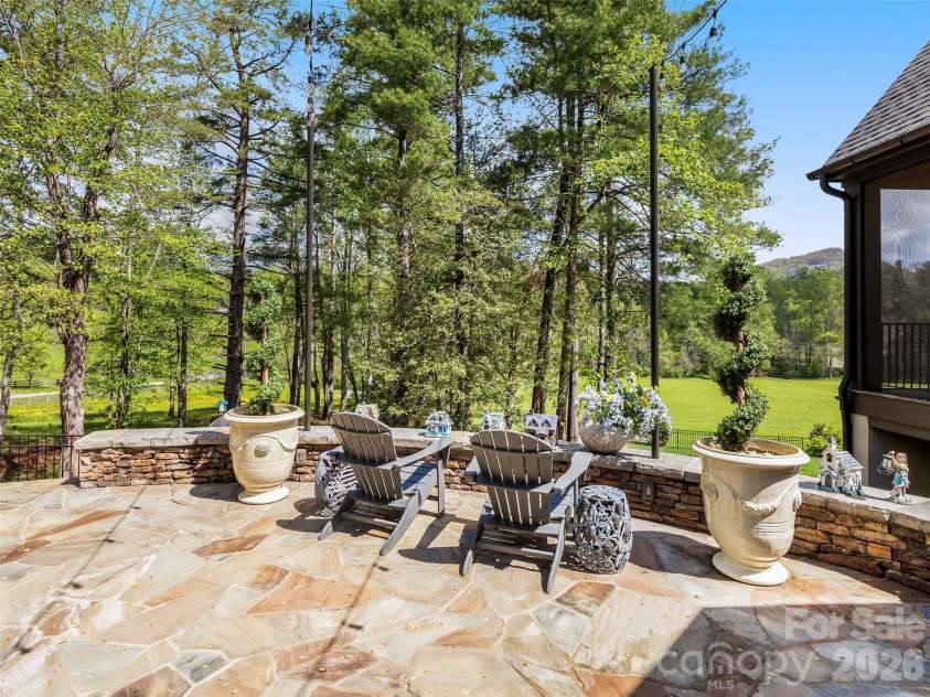 41 Bear Flower Trail, Arden, NC 28704.  MLS# CAR4370529, YatesRealty ID 18276. 
