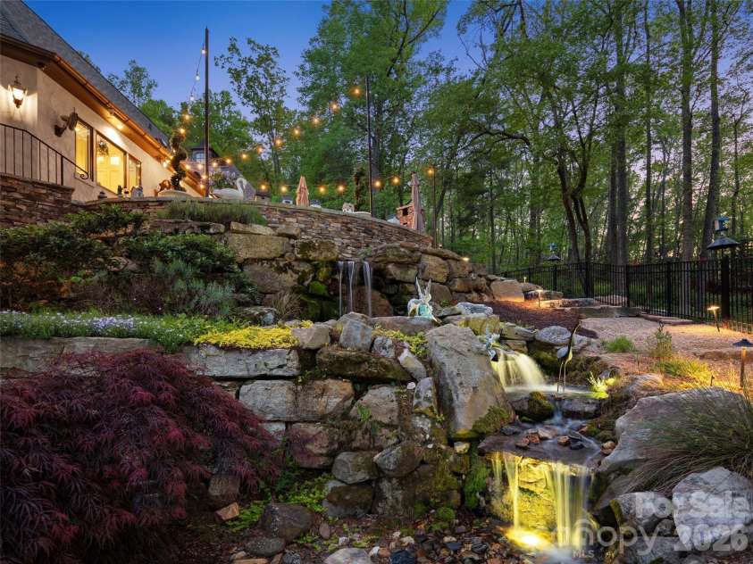 41 Bear Flower Trail, Arden, NC 28704.  MLS# CAR4370529, YatesRealty ID 18276. 