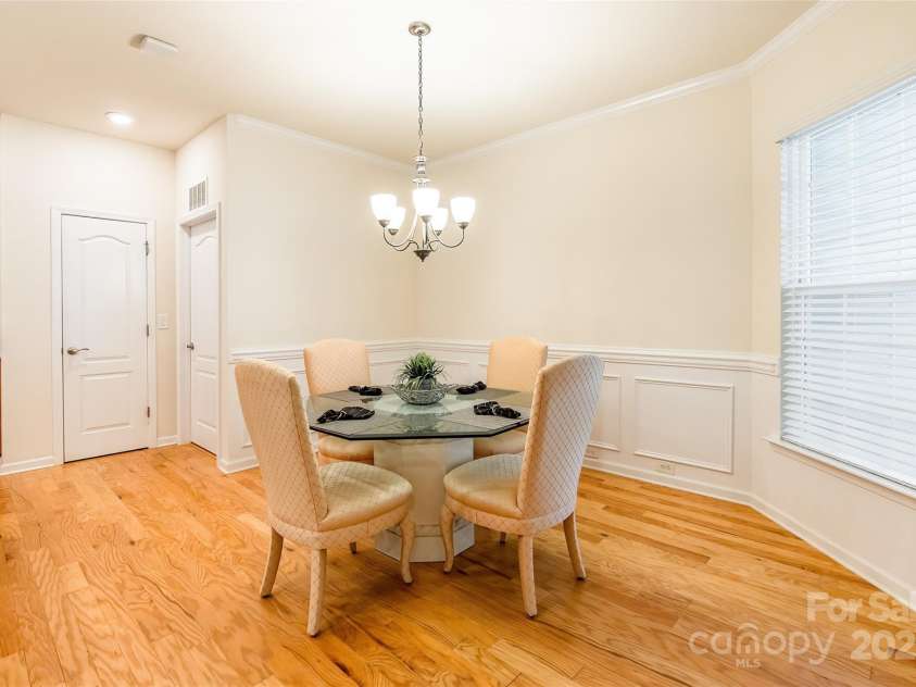 640 Mackenzie Falls Drive, Fort Mill, SC 29715.  MLS# CAR4257536, YatesRealty ID 18276. 