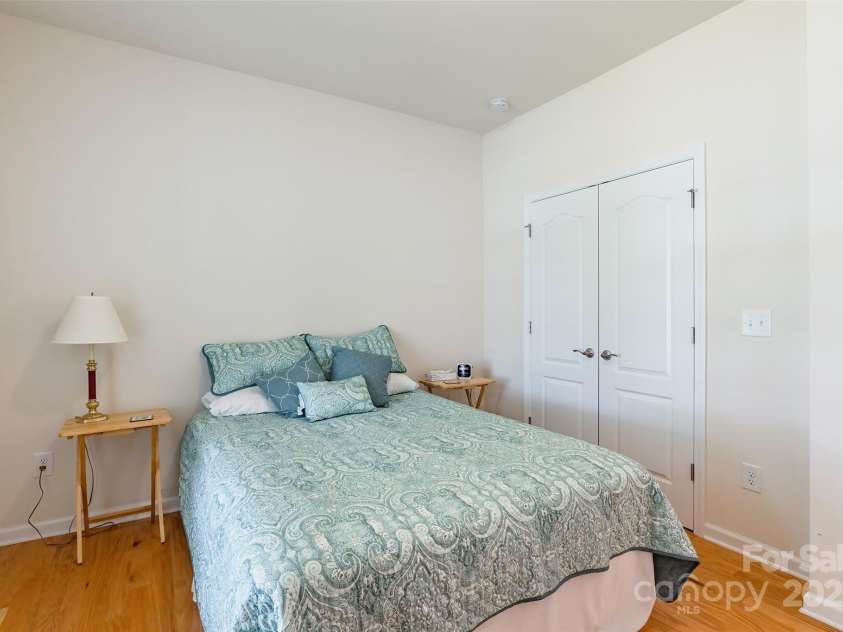 640 Mackenzie Falls Drive, Fort Mill, SC 29715.  MLS# CAR4257536, YatesRealty ID 18276. 