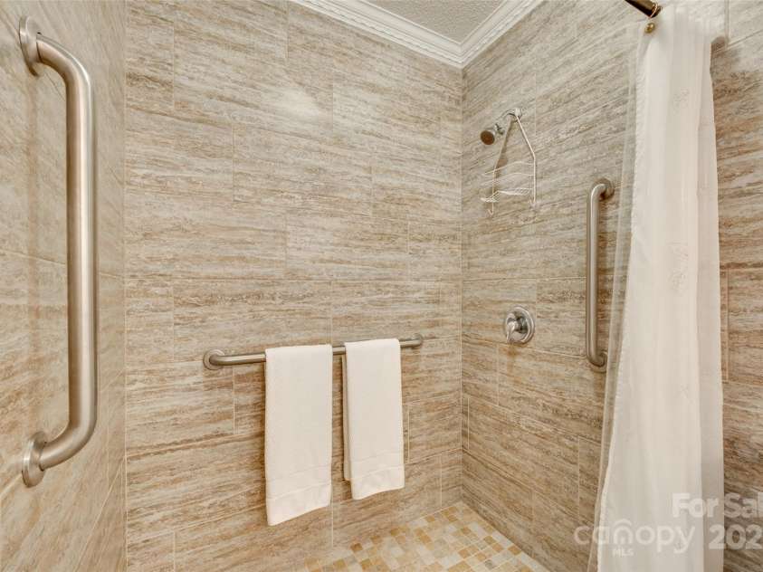 2915 Cherry Blossom Court, Fort Mill, SC 29715.  MLS# CAR4256595, YatesRealty ID 18277. 