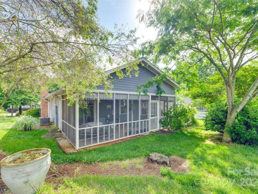 2915 Cherry Blossom Court, Fort Mill, SC 29715.  MLS# CAR4256595, YatesRealty ID 18277. 