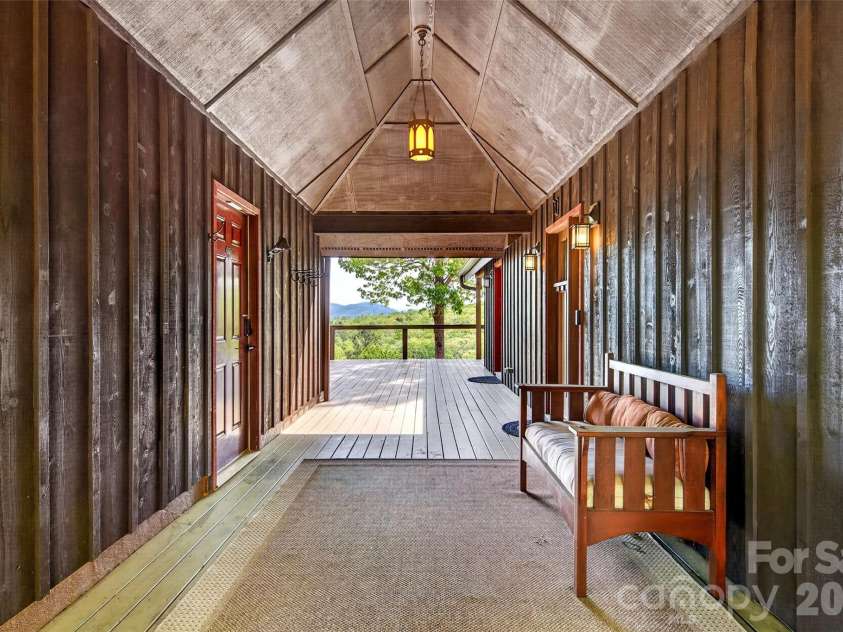 965 Grandview Peaks Drive, Nebo, NC 28761.  MLS# CAR4372077, YatesRealty ID 18278. 