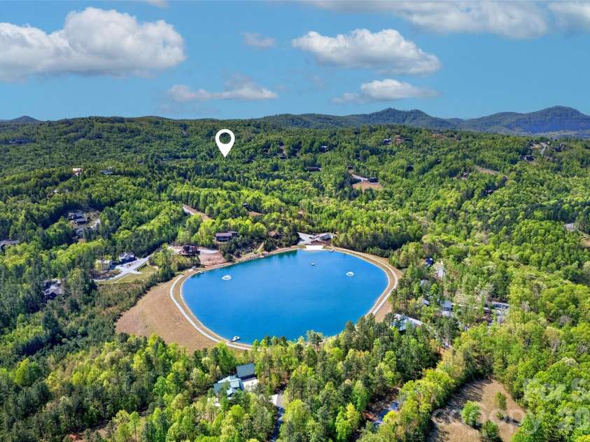 965 Grandview Peaks Drive, Nebo, NC 28761.  MLS# CAR4372077, YatesRealty ID 18278. 
