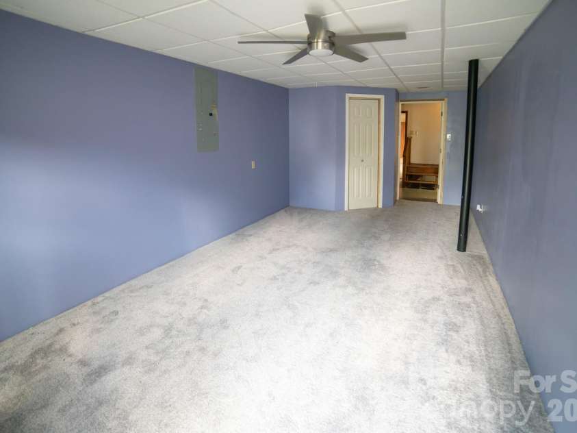 1633 Jamestown Road, Morganton, NC 28655.  MLS# CAR4282271, YatesRealty ID 18279. Utilty /office