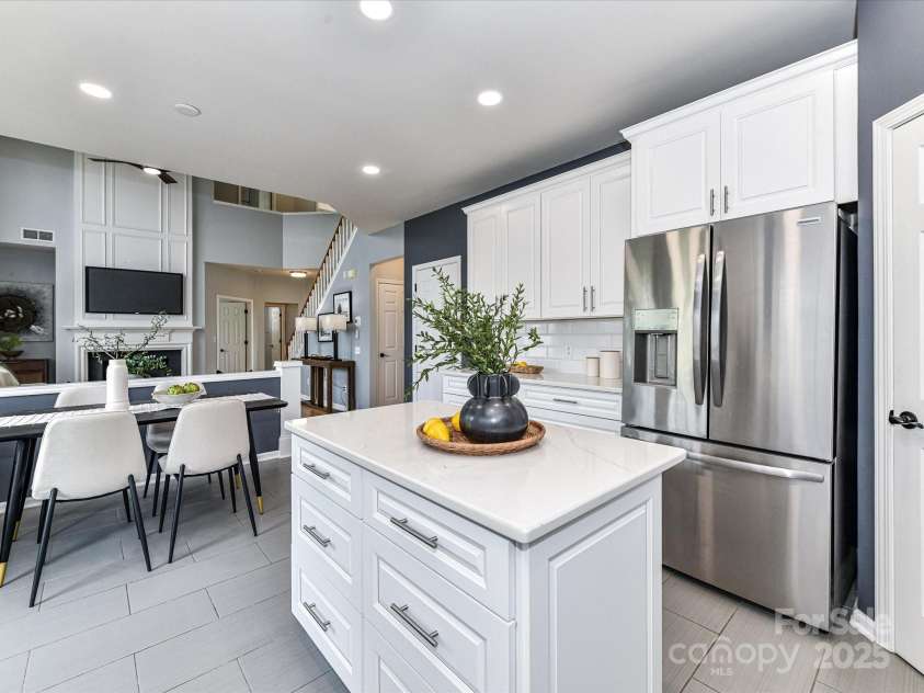8608 Talbert Paige Court, Charlotte, NC 28277.  MLS# CAR4265517, YatesRealty ID 18279. 