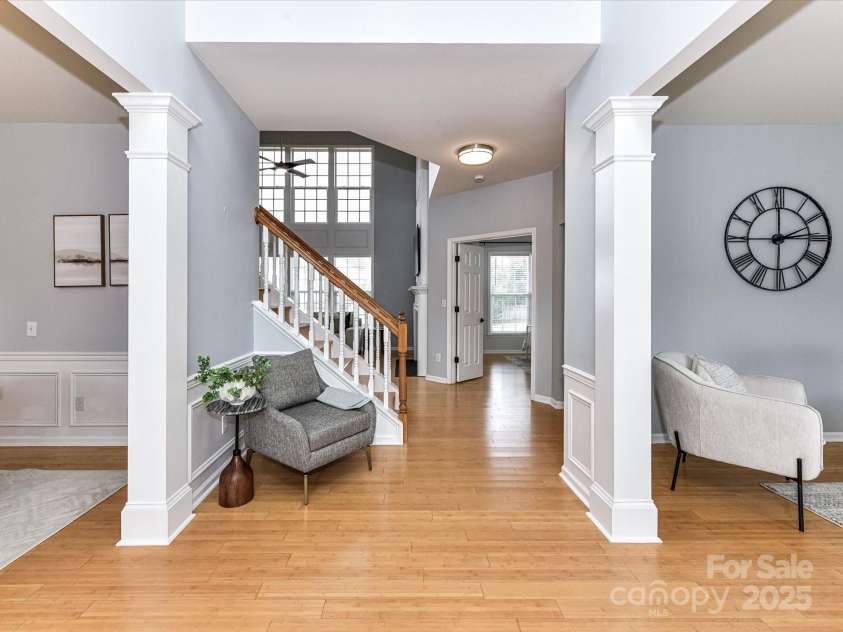 8608 Talbert Paige Court, Charlotte, NC 28277.  MLS# CAR4265517, YatesRealty ID 18279. Foyer