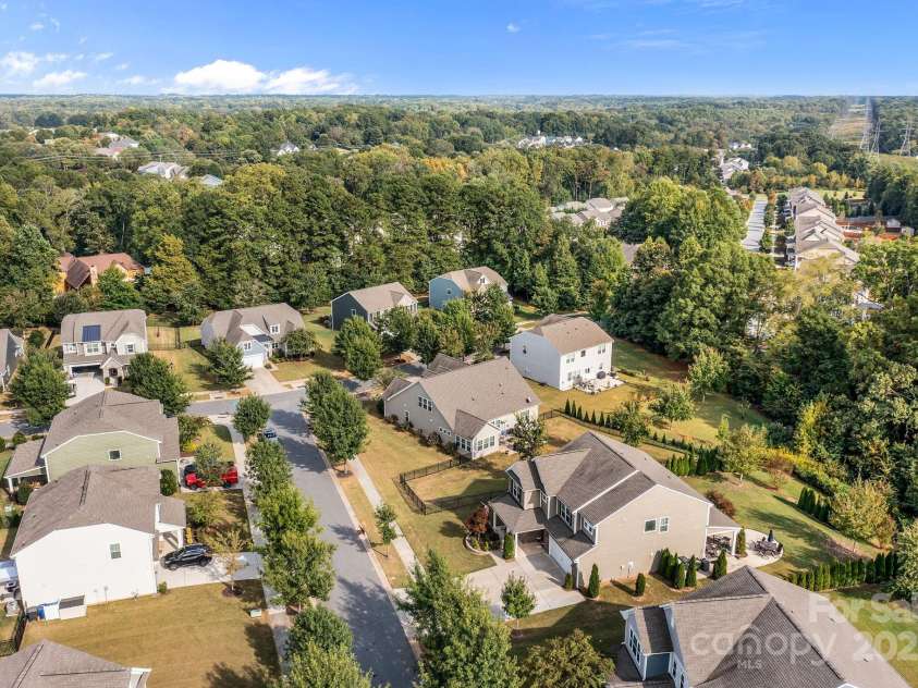 15925 Foreleigh Road, Huntersville, NC 28078.  MLS# CAR4293260, YatesRealty ID 1828. 