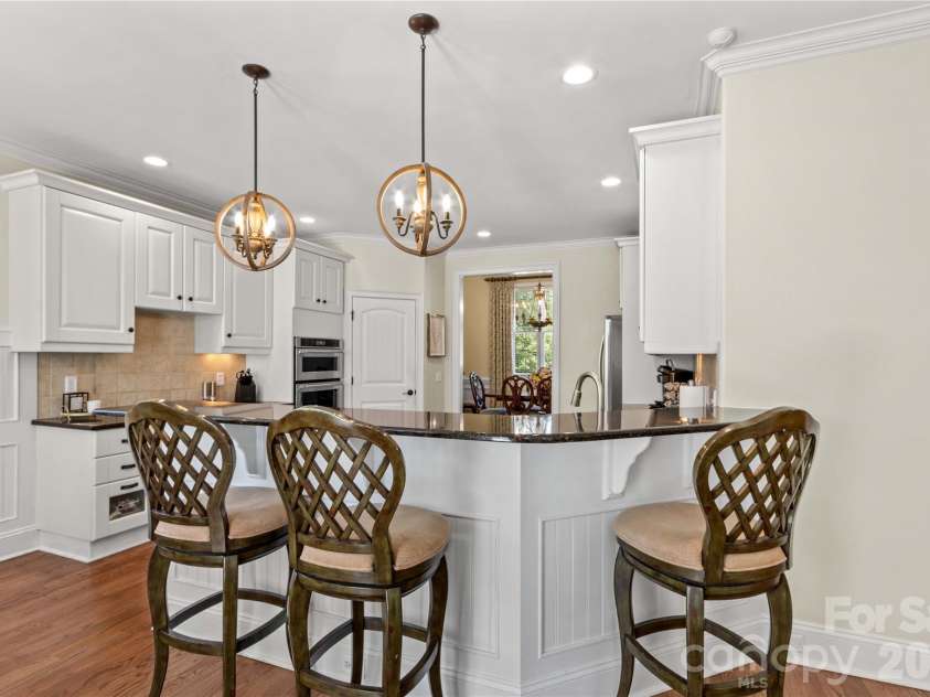 7923 Mountain Shore Drive, Sherrills Ford, NC 28673.  MLS# CAR4251735, YatesRealty ID 18280. 