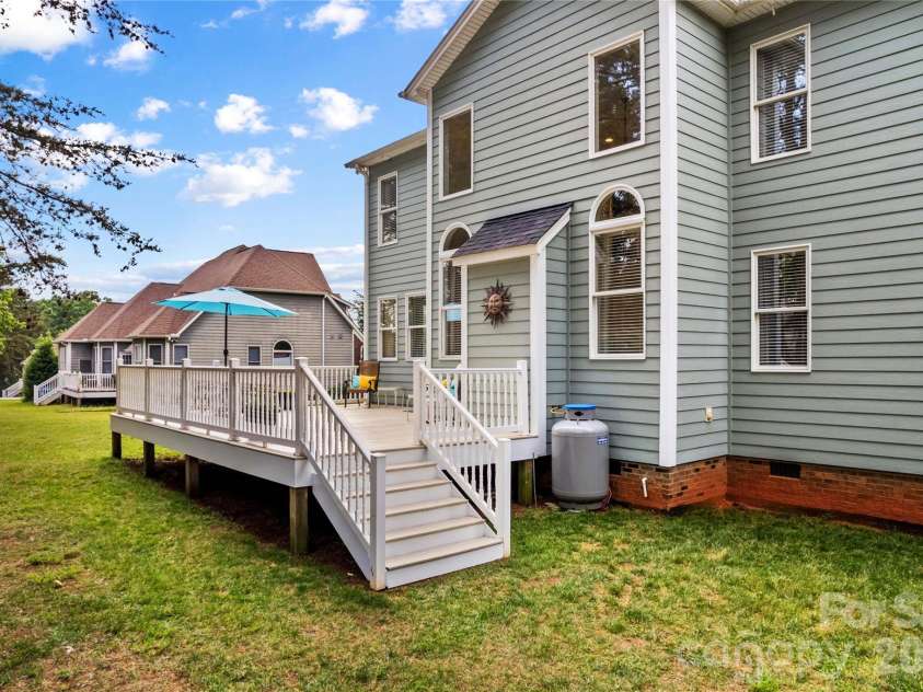 7923 Mountain Shore Drive, Sherrills Ford, NC 28673.  MLS# CAR4251735, YatesRealty ID 18280. 