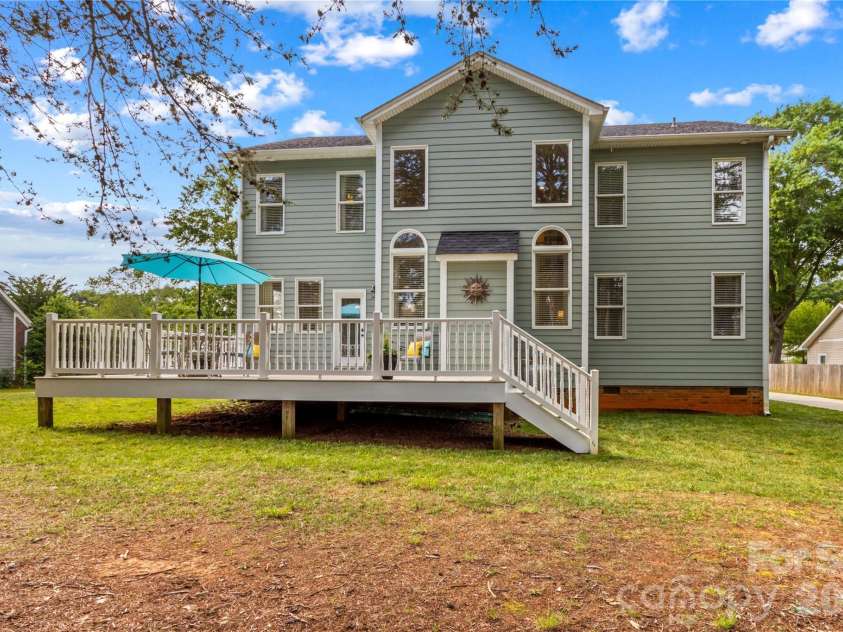 7923 Mountain Shore Drive, Sherrills Ford, NC 28673.  MLS# CAR4251735, YatesRealty ID 18280. 