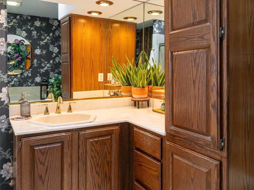 83 Skyview Terrace, Asheville, NC 28806.  MLS# CAR4253476, YatesRealty ID 18280. 