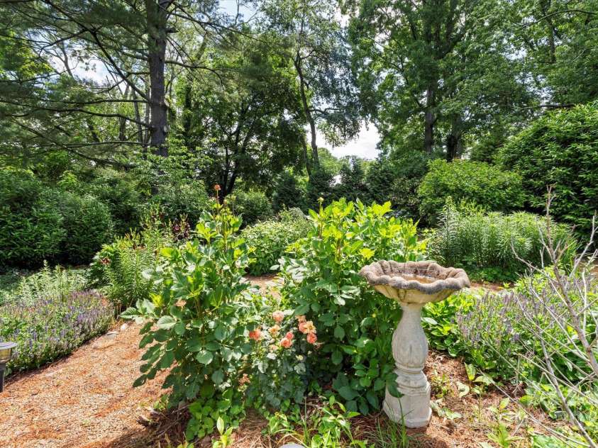 50 Nevada Avenue, Asheville, NC 28806.  MLS# CAR4265295, YatesRealty ID 18281. 