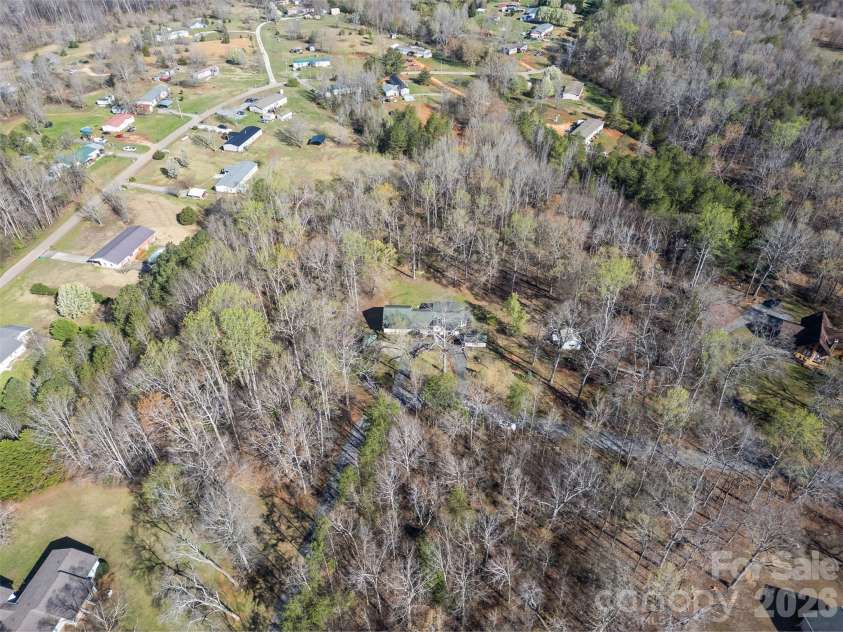 188 Oak Forest Circle, Gaffney, SC 29341.  MLS# CAR4355083, YatesRealty ID 18282. 