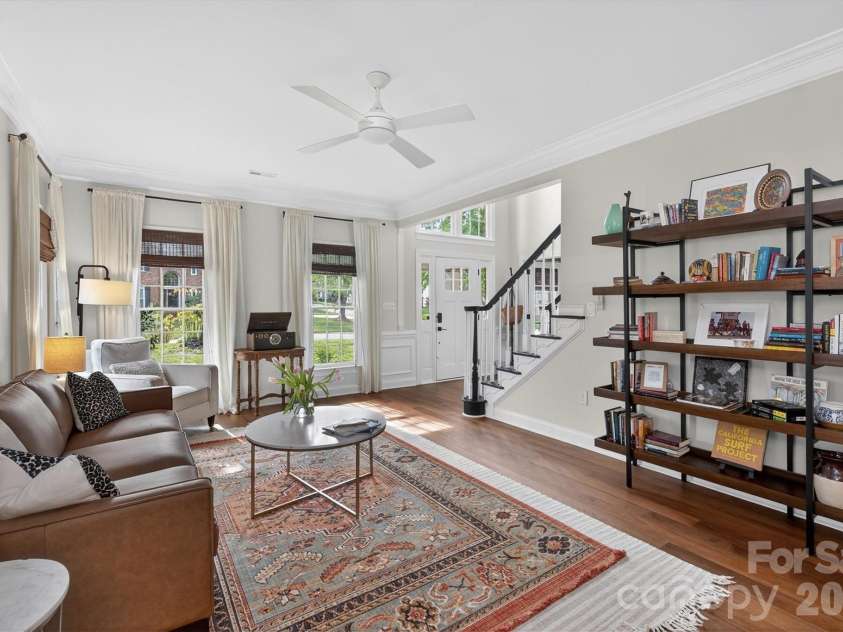 12535 Cedar Post Lane, Charlotte, NC 28215.  MLS# CAR4367943, YatesRealty ID 18283. 