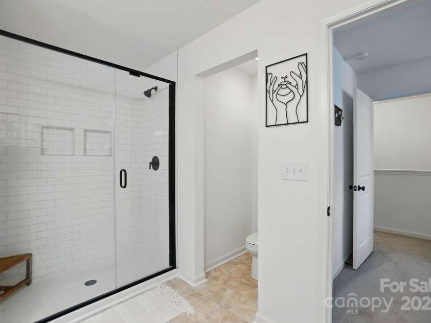 12021 Basking Drive, Charlotte, NC 28214.  MLS# CAR4255117, YatesRealty ID 18284. 