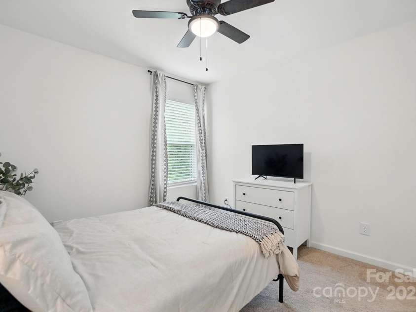 12021 Basking Drive, Charlotte, NC 28214.  MLS# CAR4255117, YatesRealty ID 18284. 