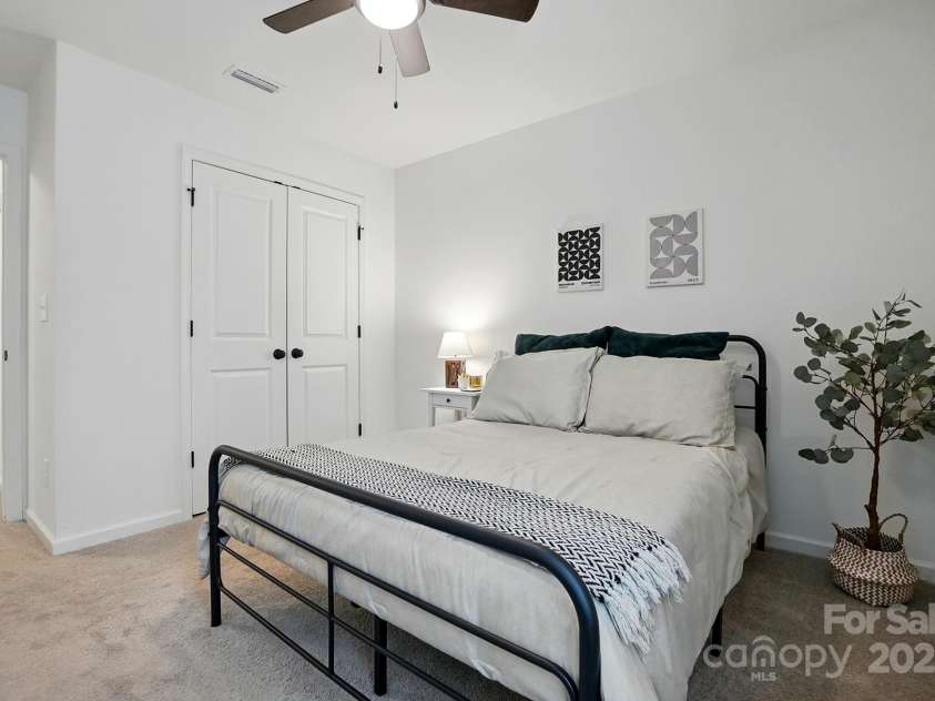 12021 Basking Drive, Charlotte, NC 28214.  MLS# CAR4255117, YatesRealty ID 18284. 