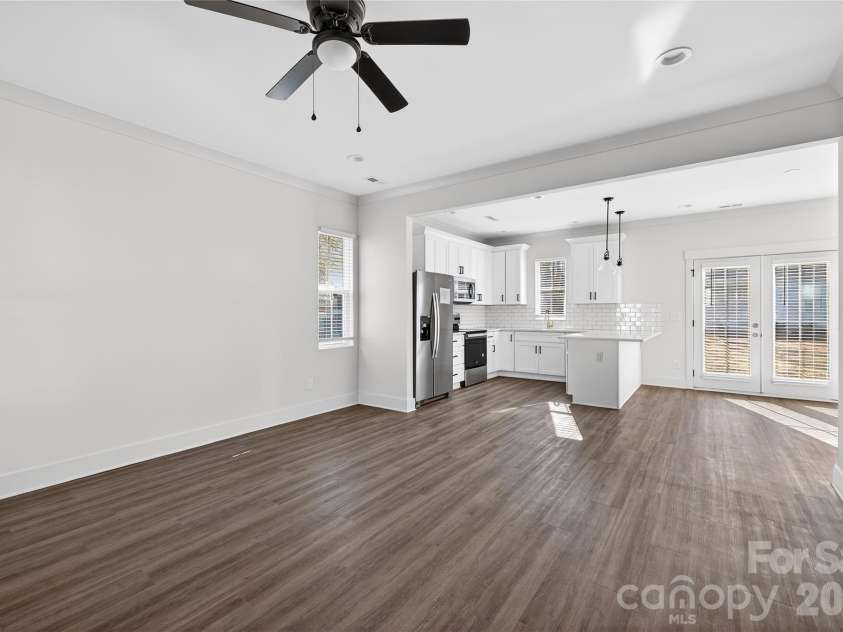 729 Wabash Avenue, Charlotte, NC 28208.  MLS# CAR4330495, YatesRealty ID 18286. 