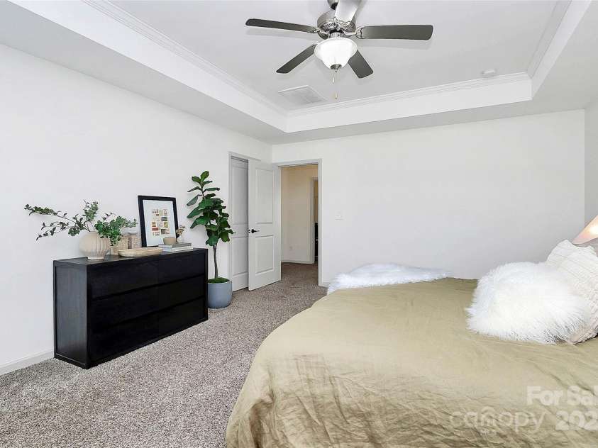 8916 Inverness Bay Road, Charlotte, NC 28278.  MLS# CAR4258017, YatesRealty ID 18286. Last view of the primary bedroom with a large walk in closet